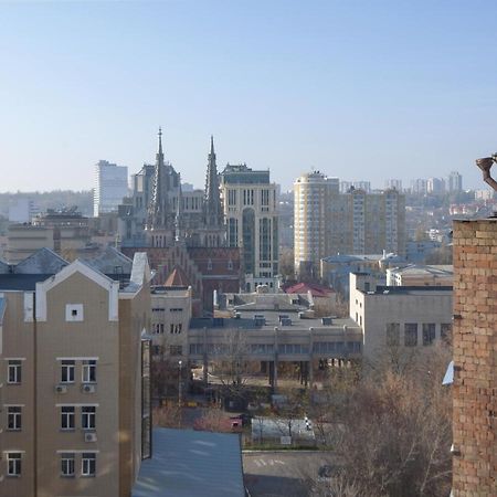 Квартира По Улице Федорова 1 Kiev Esterno foto